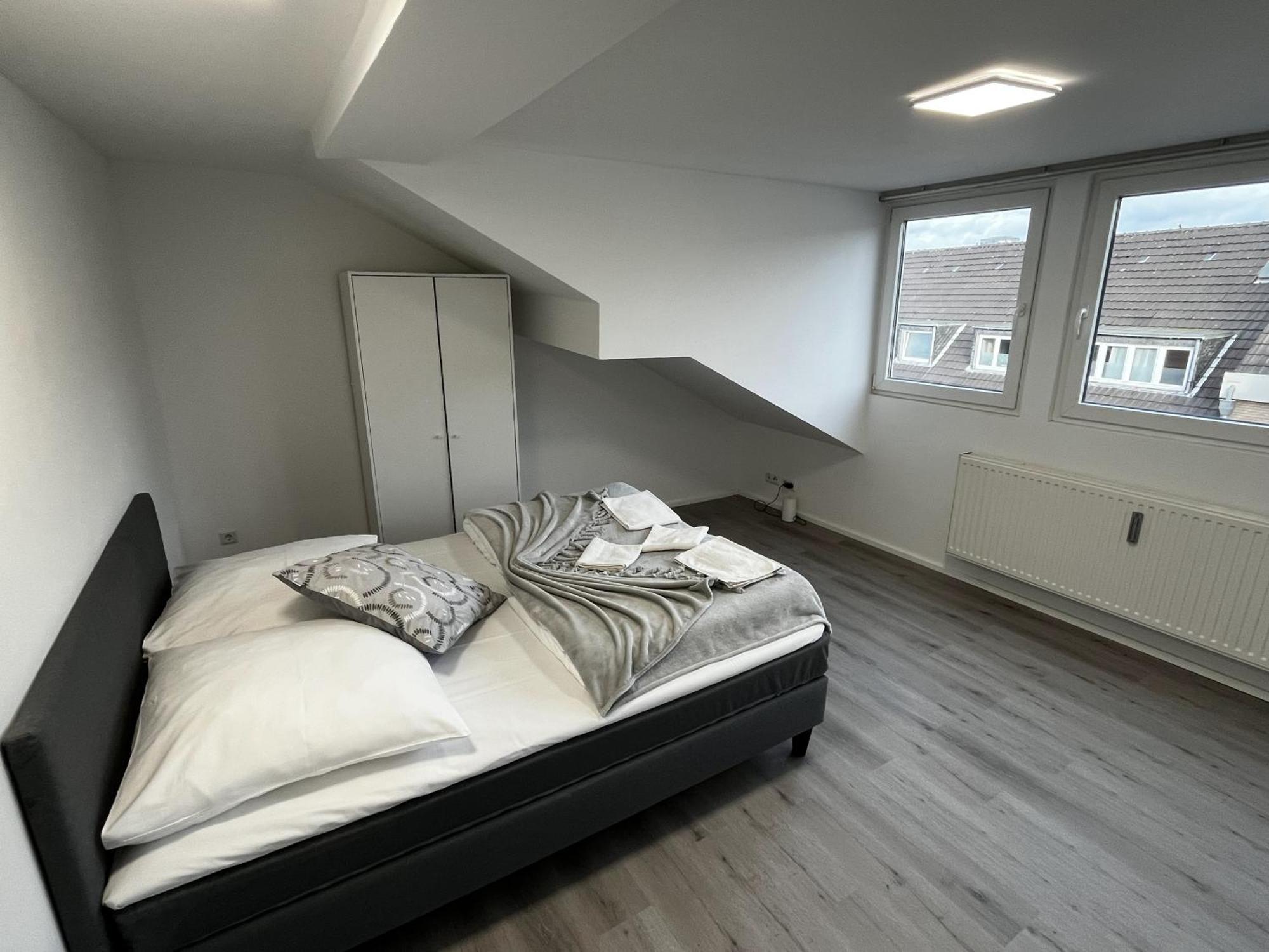 City Apartment On The Rhine, Cologne Exterior photo